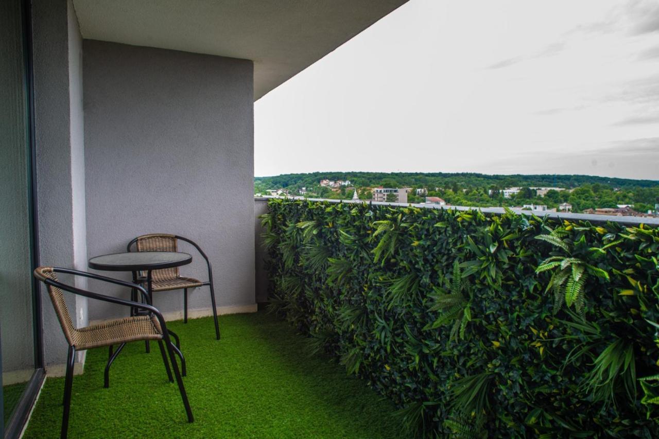 Pitesti Residence ภายนอก รูปภาพ