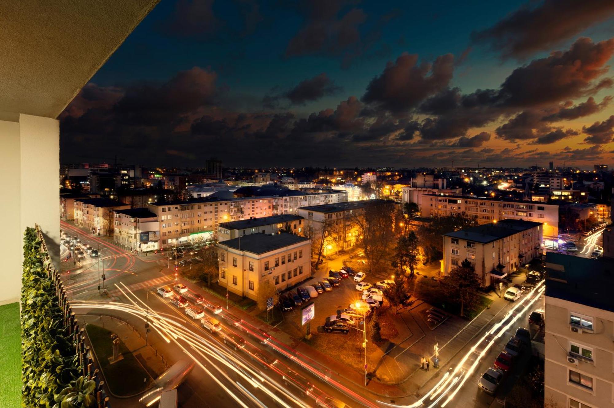 Pitesti Residence ภายนอก รูปภาพ