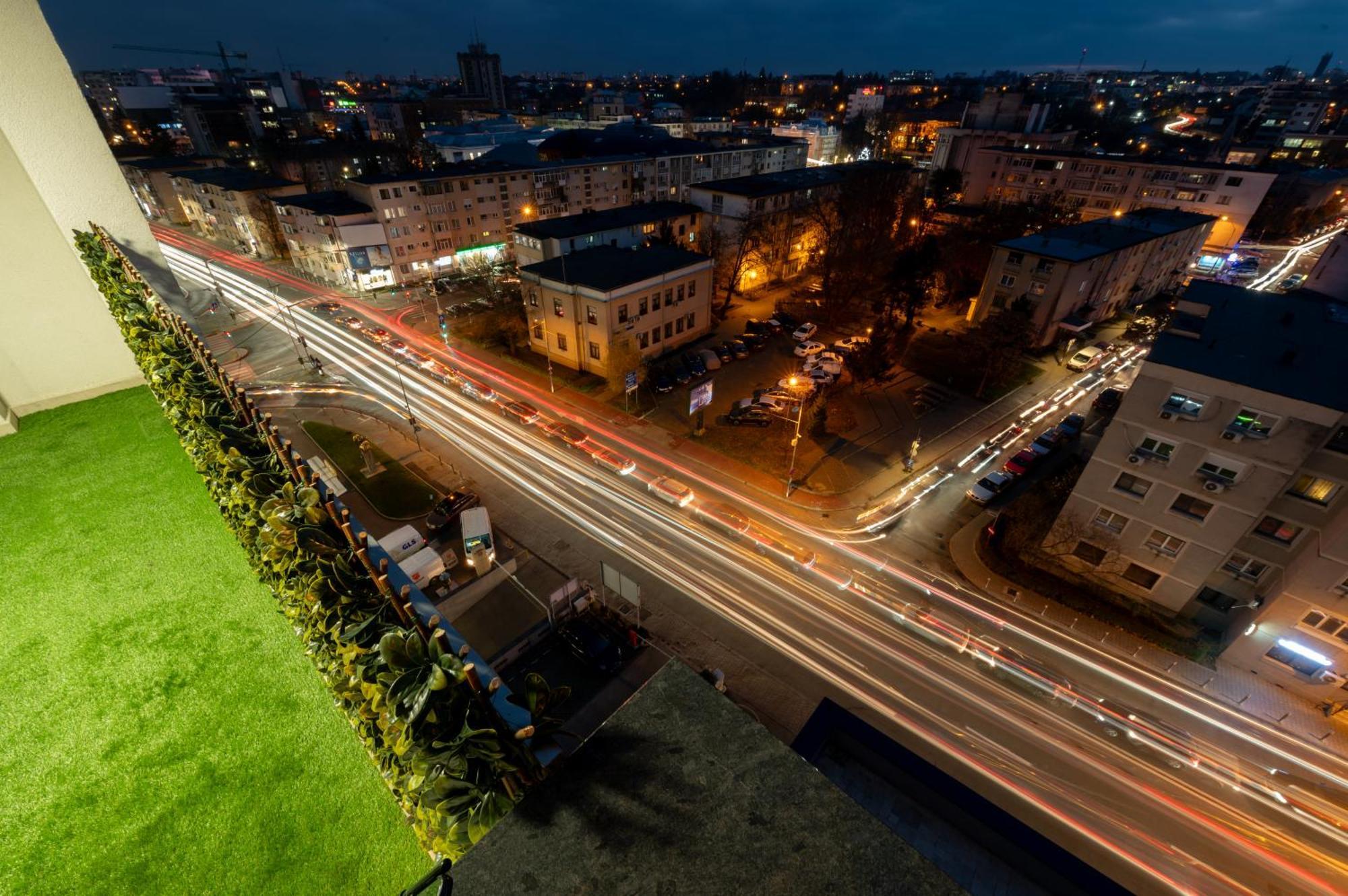 Pitesti Residence ภายนอก รูปภาพ